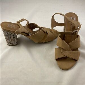 Women's Tan Block Heel Sandals